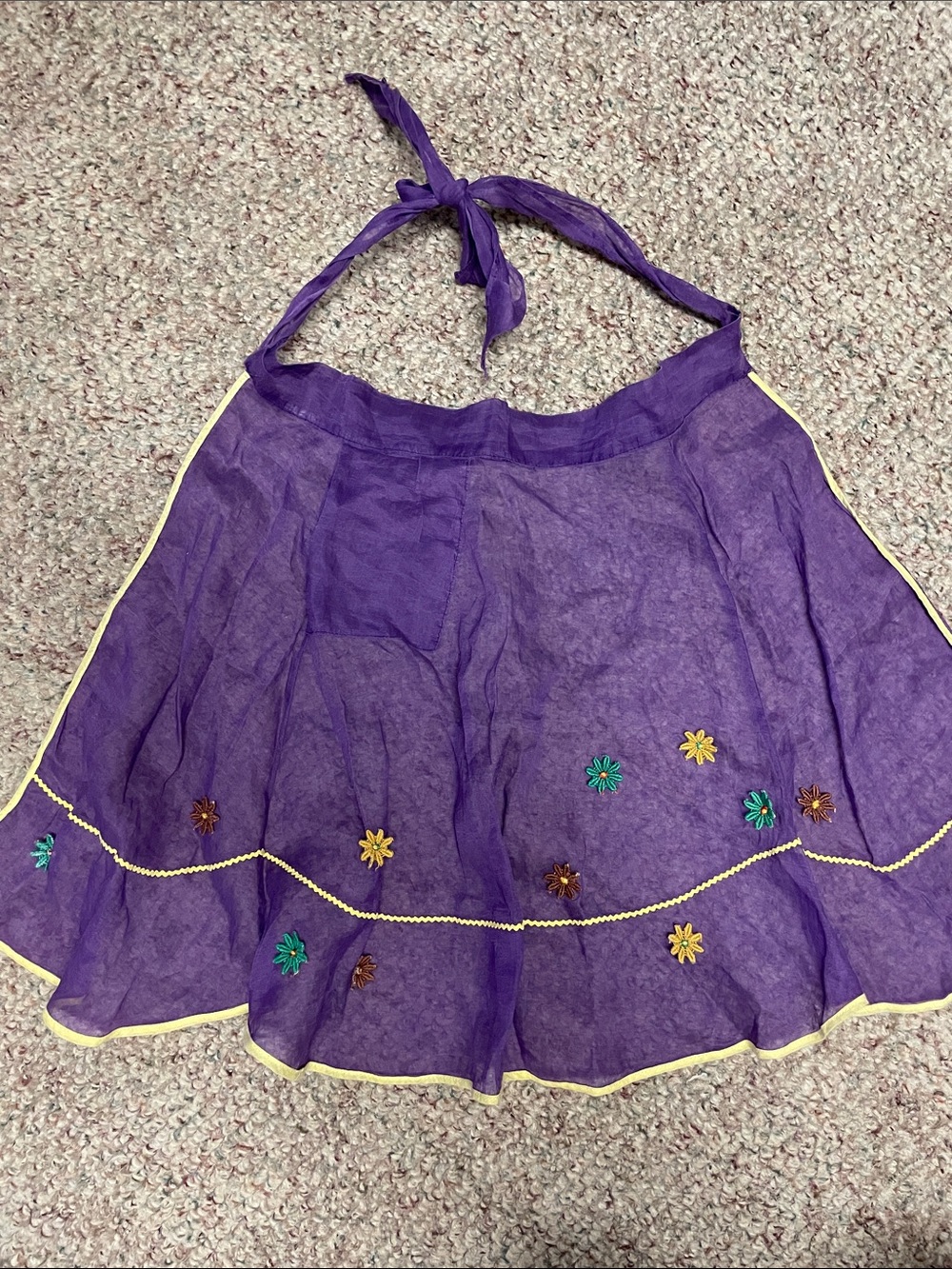 Vintage 50s handmade Purple Floral Embroidered scalloped hem apron w pocket